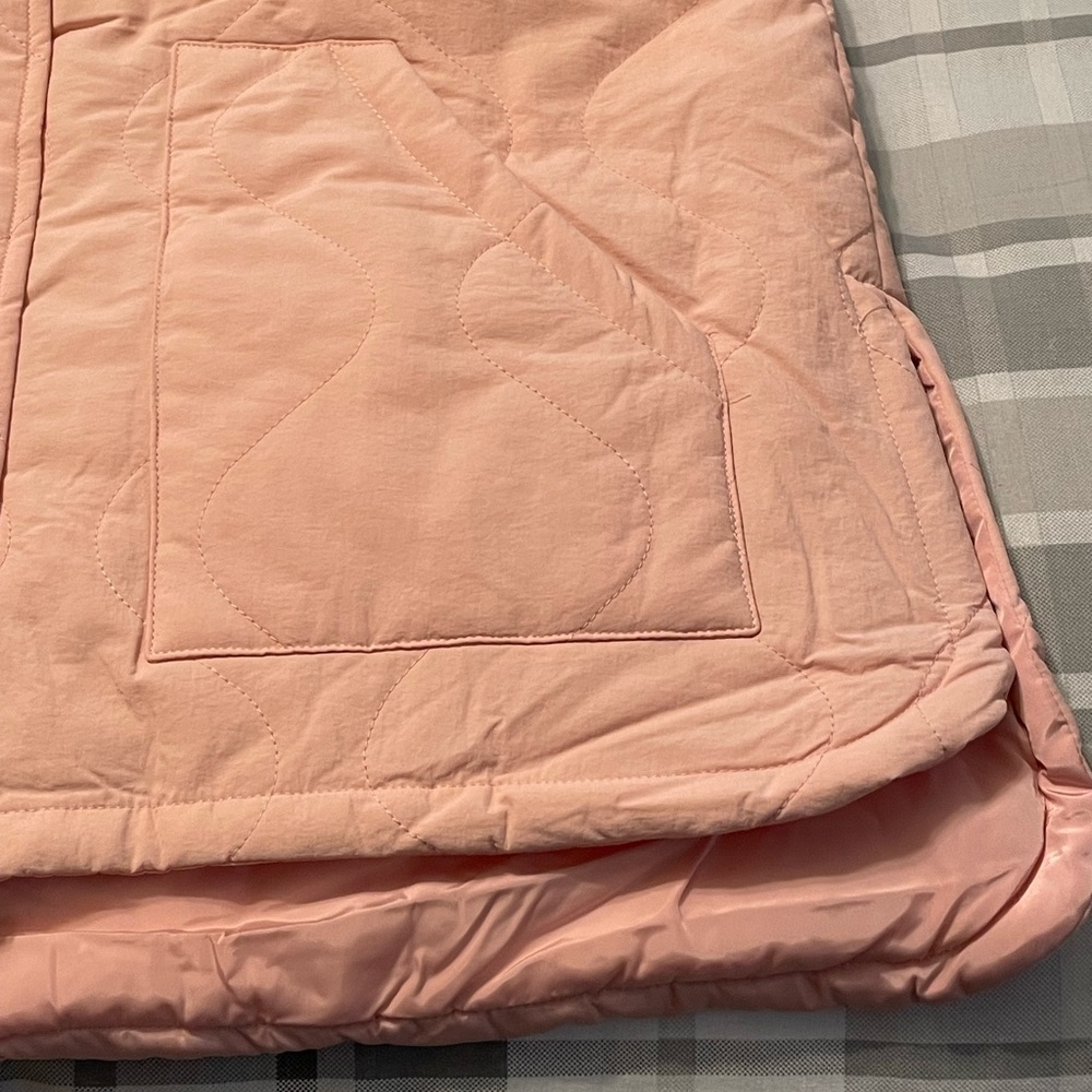 Vest - Picture 5 of 6